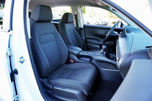 Used 2023  Honda LX image 11