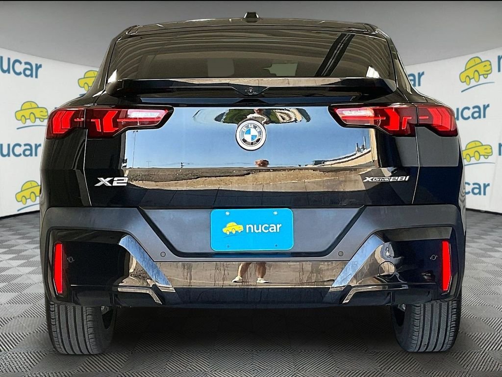 Used 2026 Black BMW xDrive28i image 5