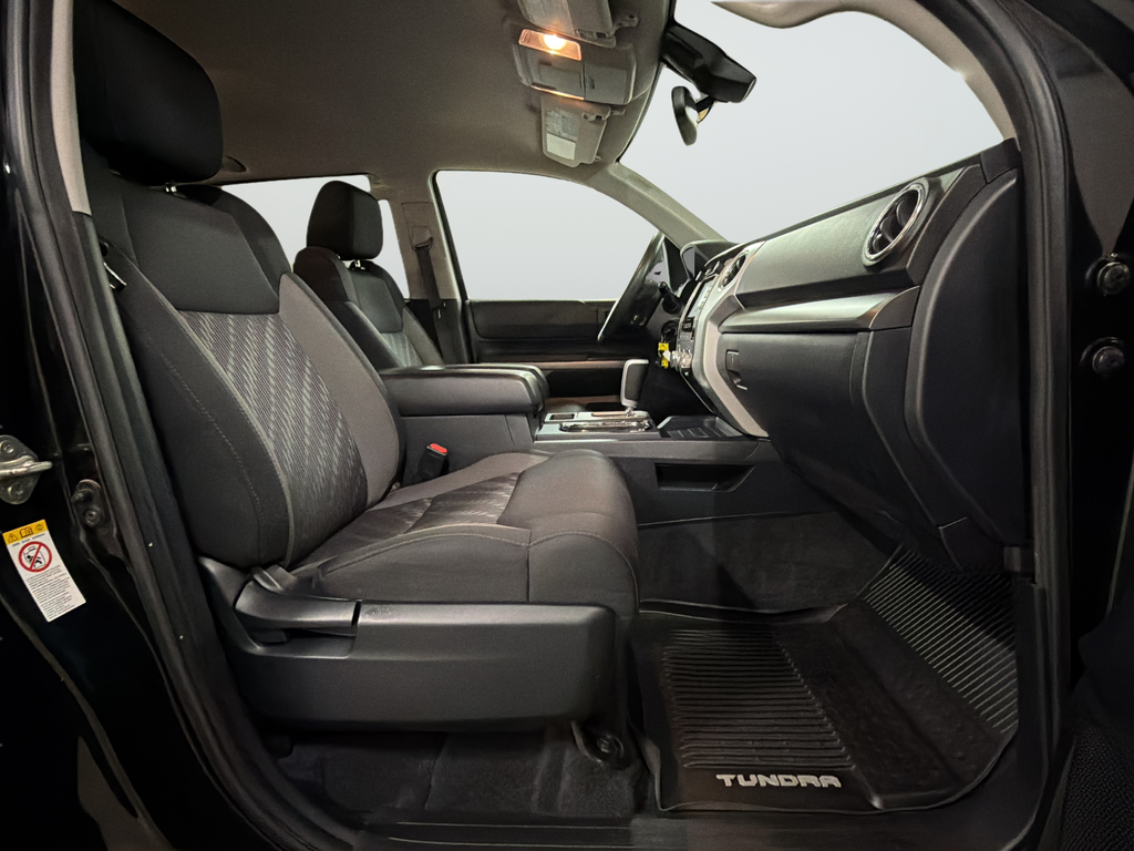 Used 2018 Black Toyota SR5 image 26