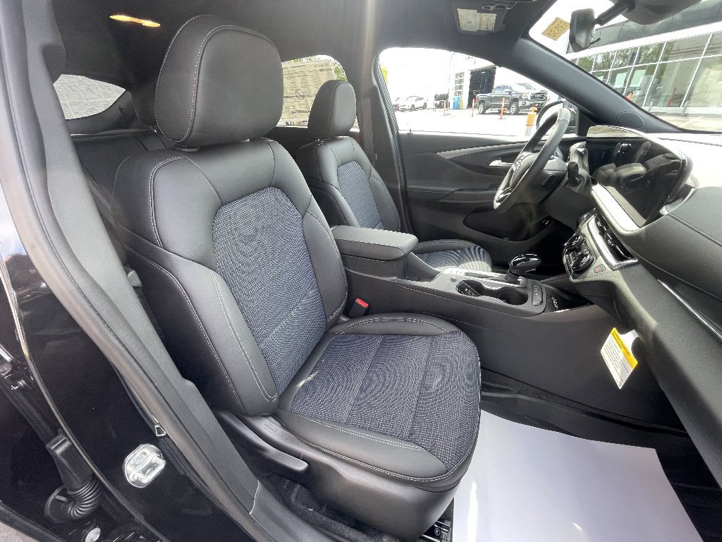New 2026 Ebony Twilight Metallic Buick Preferred image 19
