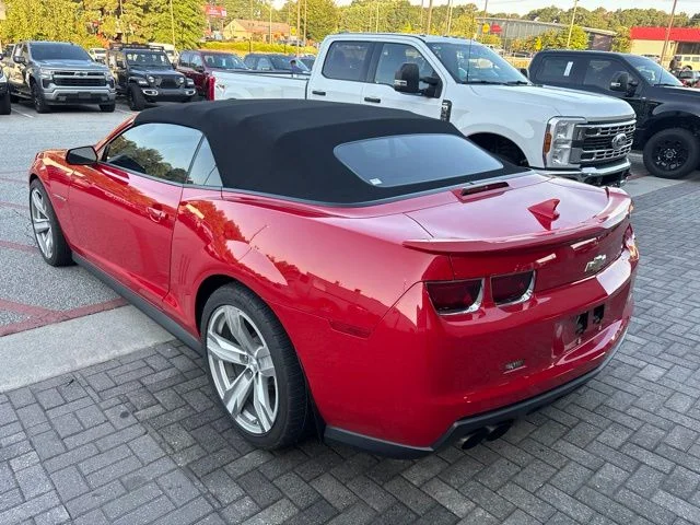 Used 2013 Red Chevrolet ZL1 image 3