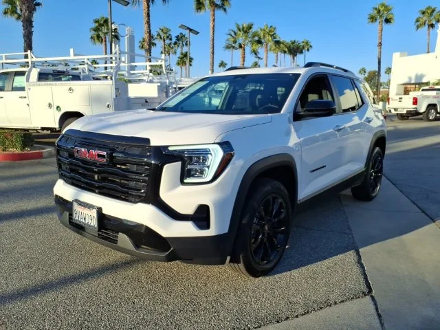 Used 2026 Summit White GMC Elevation image 9