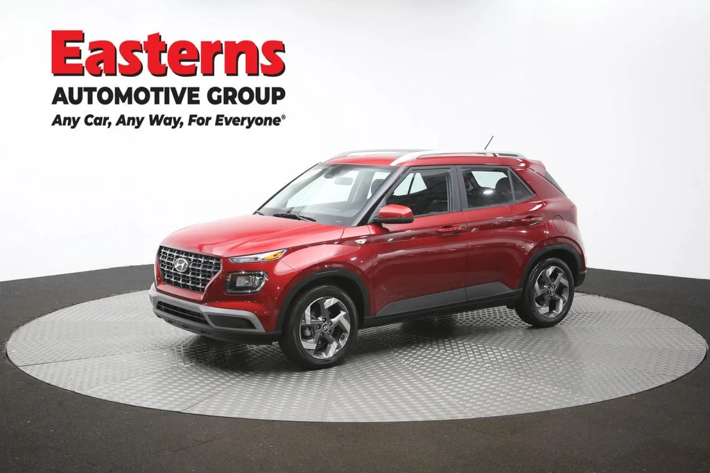 Used 2025 Red Hyundai SEL image 58