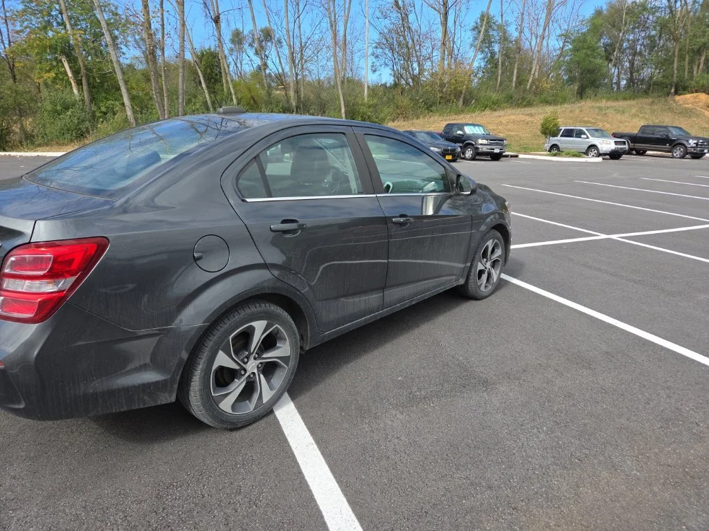 Used 2019 Gray Chevrolet Premier image 16