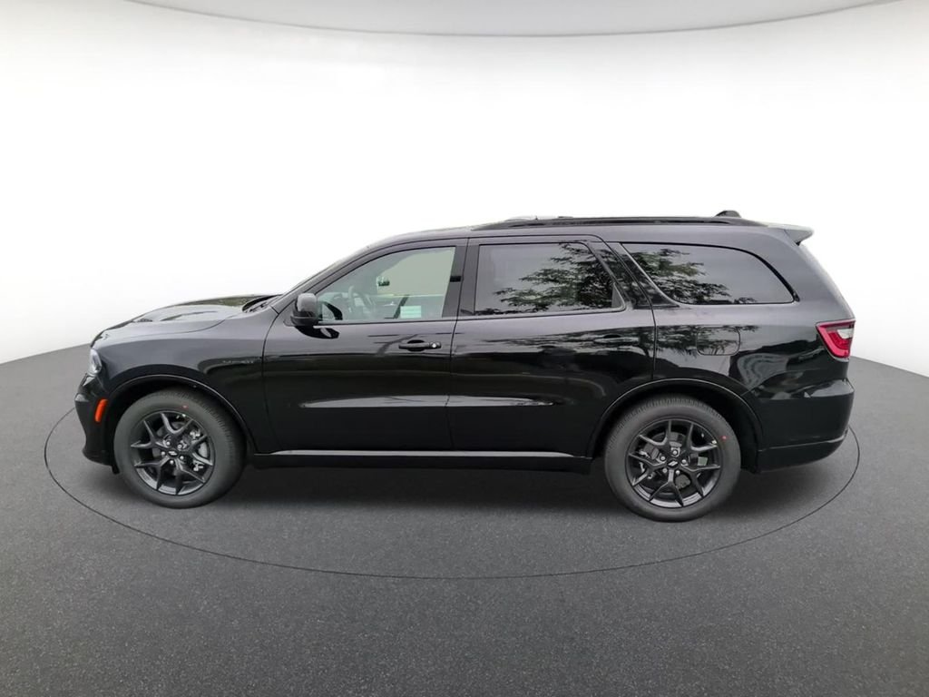 New 2026 Diamond Black Clear-Coat Exterior Paint Dodge GT HEMI V8 image 11
