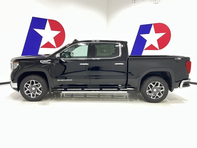 2026 GMC Sierra 1500 SLT - Photo 10
