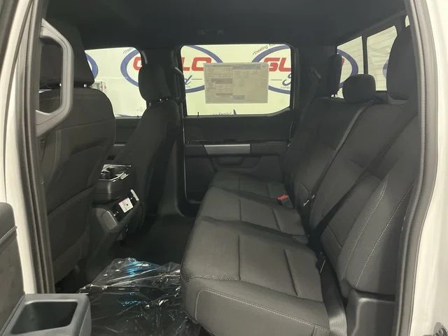 New 2026 Oxford White Ford XLT image 16