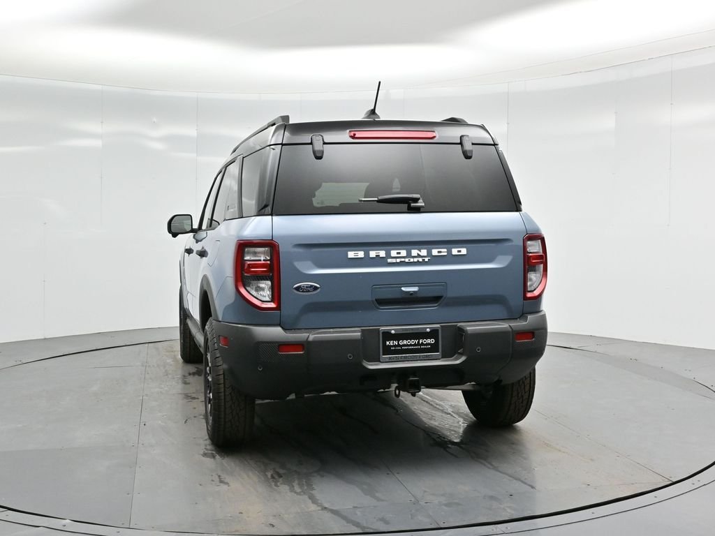 New 2025 Azure Gray Metallic Tri-Coat Ford Badlands image 32
