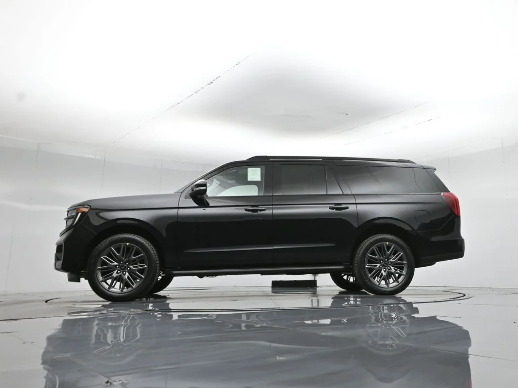 New 2026 Black Ford Platinum image 7