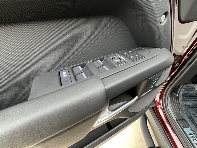 New 2026 Sedona Red Land Rover X-Dynamic SE image 11
