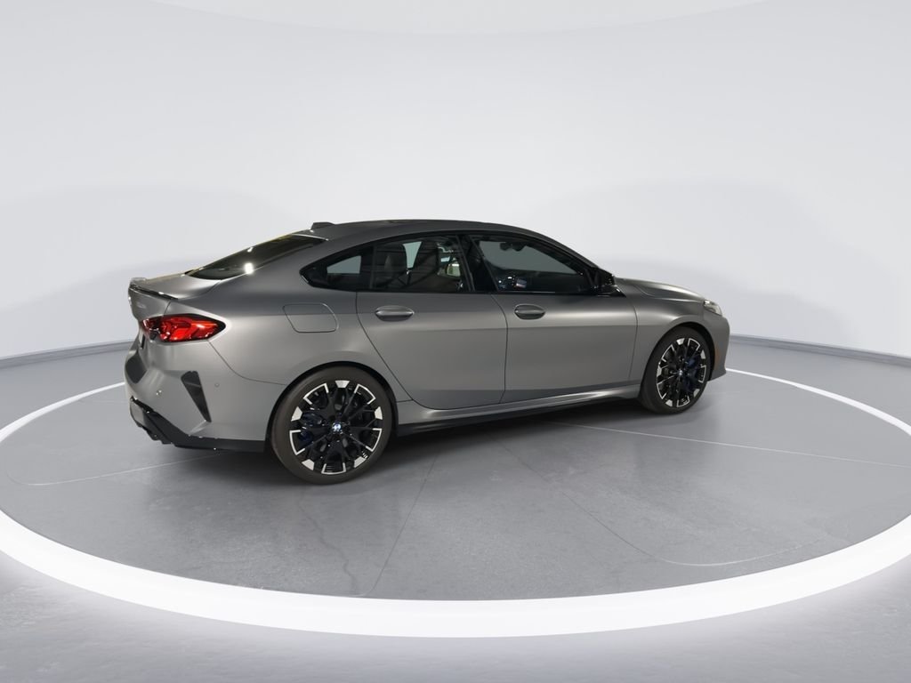 2025 BMW 2 Series M235 - Photo 8