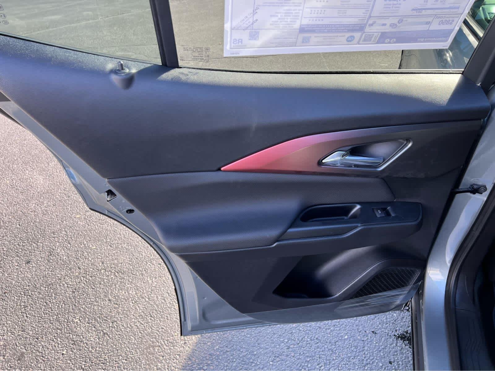 2026 Chevrolet Equinox EV RS - Photo 31