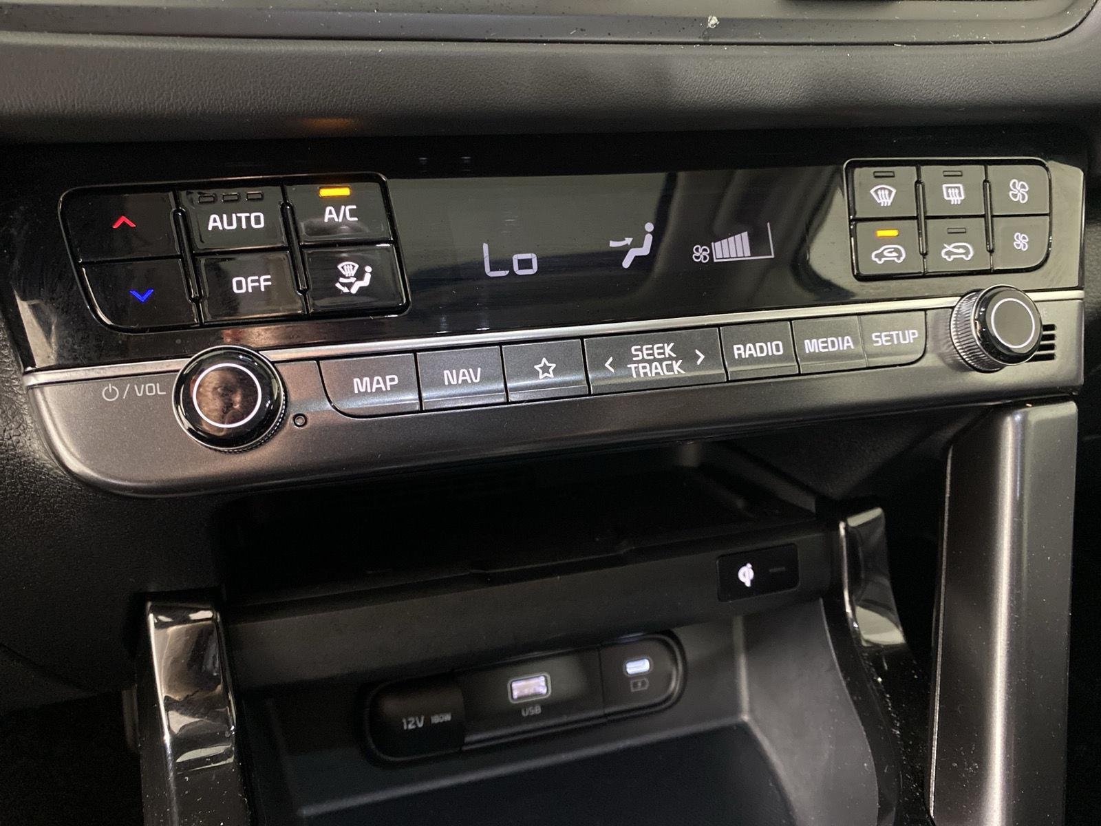 Used 2025 Fusion Black Kia SX image 23