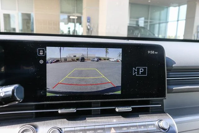 2025 Hyundai Kona SEL - Photo 27