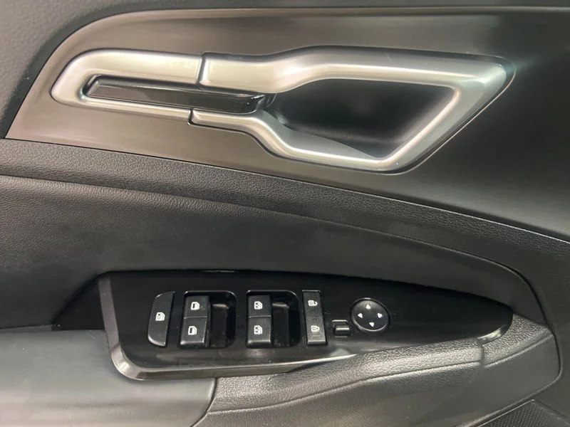 Used 2025 Silver Kia EX image 19