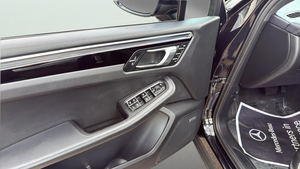Used 2021 Black Porsche Base image 3