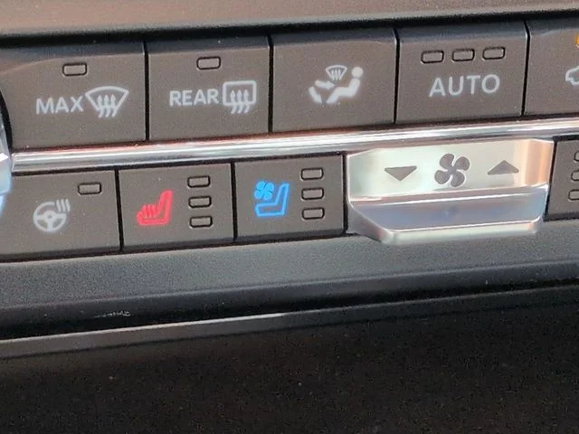 New 2026 Agate Black Metallic Ford F-350® King Ranch® image 22