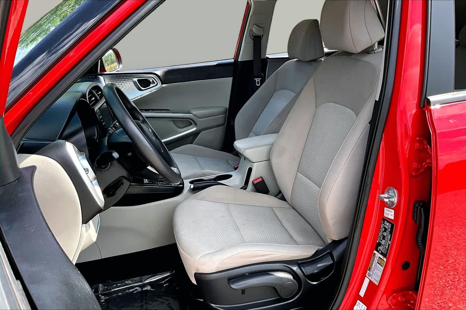 Used 2023 Inferno Red Kia LX image 8