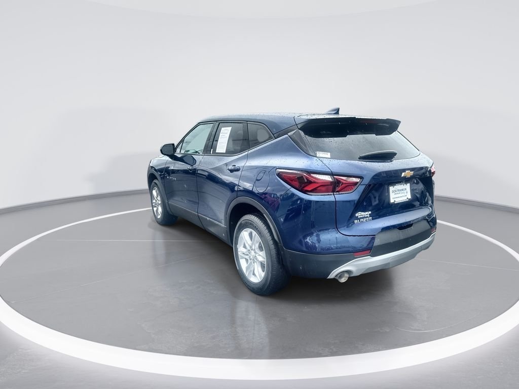 Used 2022 Blue Chevrolet LT image 6