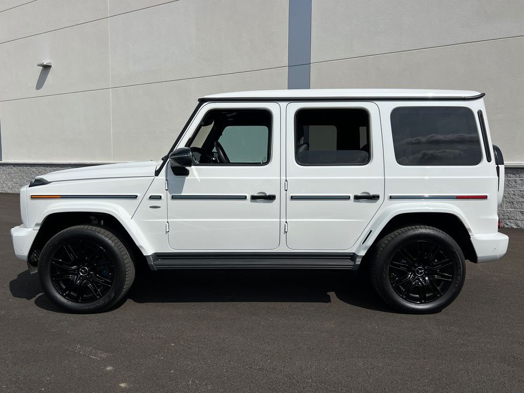 Certified Used 2025 White Mercedes-Benz G 580 image 4