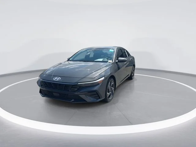 Used 2025 Gray Hyundai Limited image 4