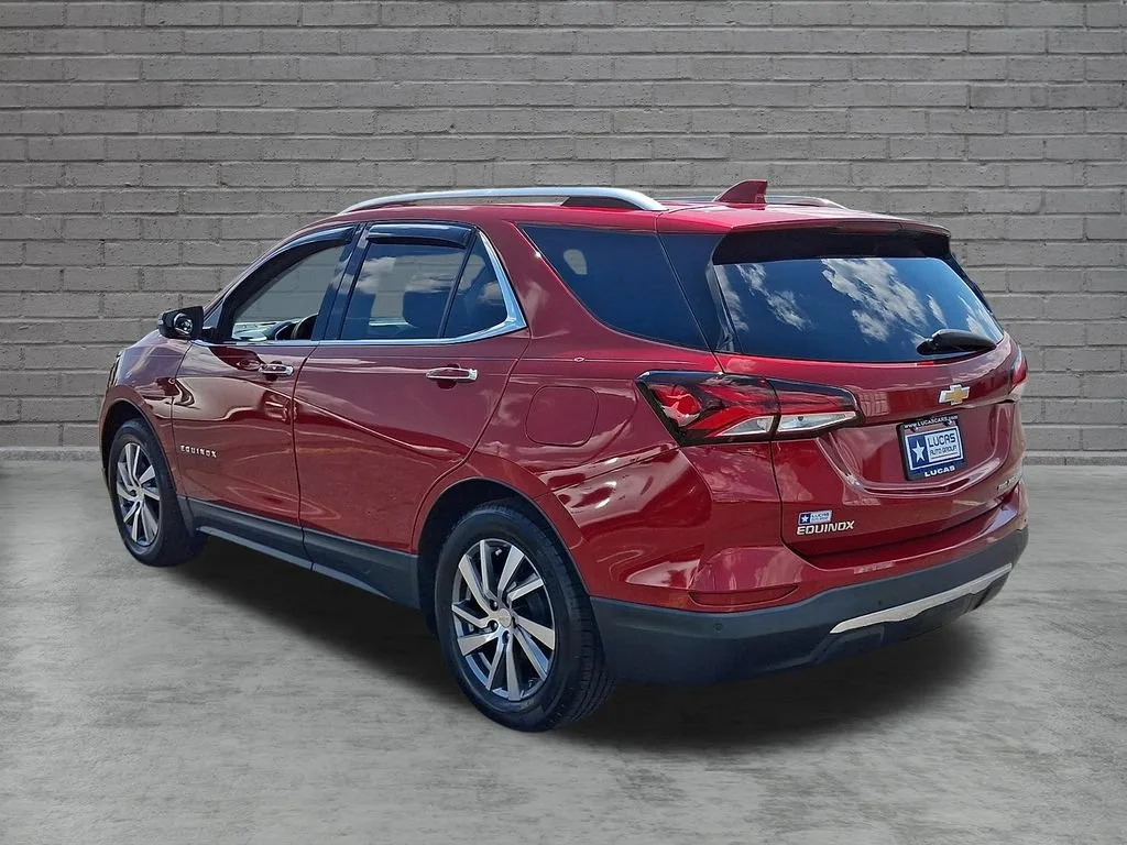 Used 2023 RADIANT RED TINTCOAT Chevrolet Premier image 8
