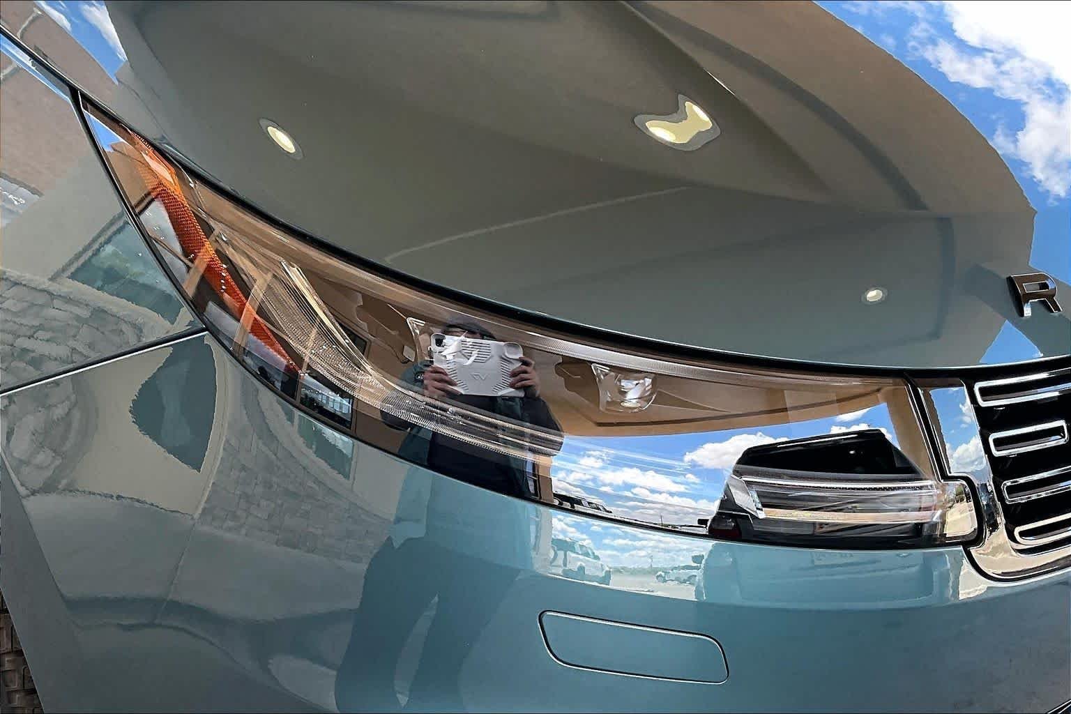 New 2026  Land Rover Dynamic SE image 13