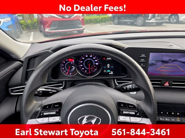 Used 2023 Red Hyundai SEL image 6