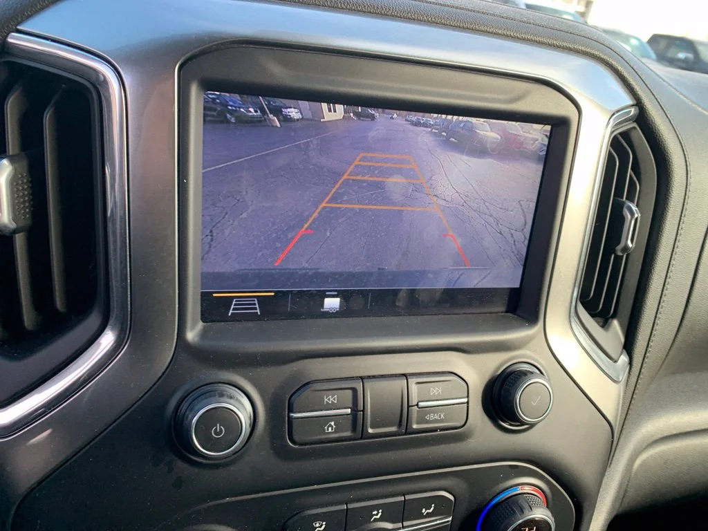 Used 2019 Blue Metallic Chevrolet LT image 16