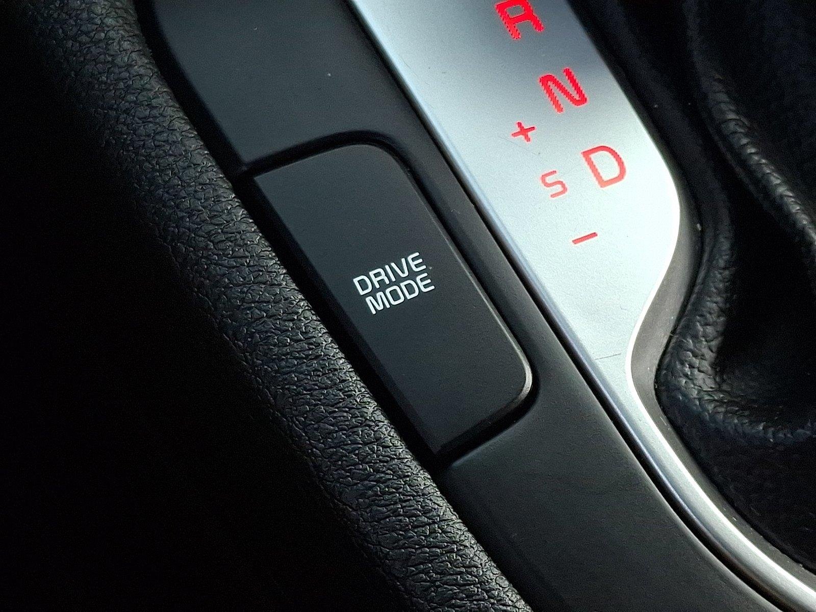 Used 2023 Gravity Gray Kia LXS image 25