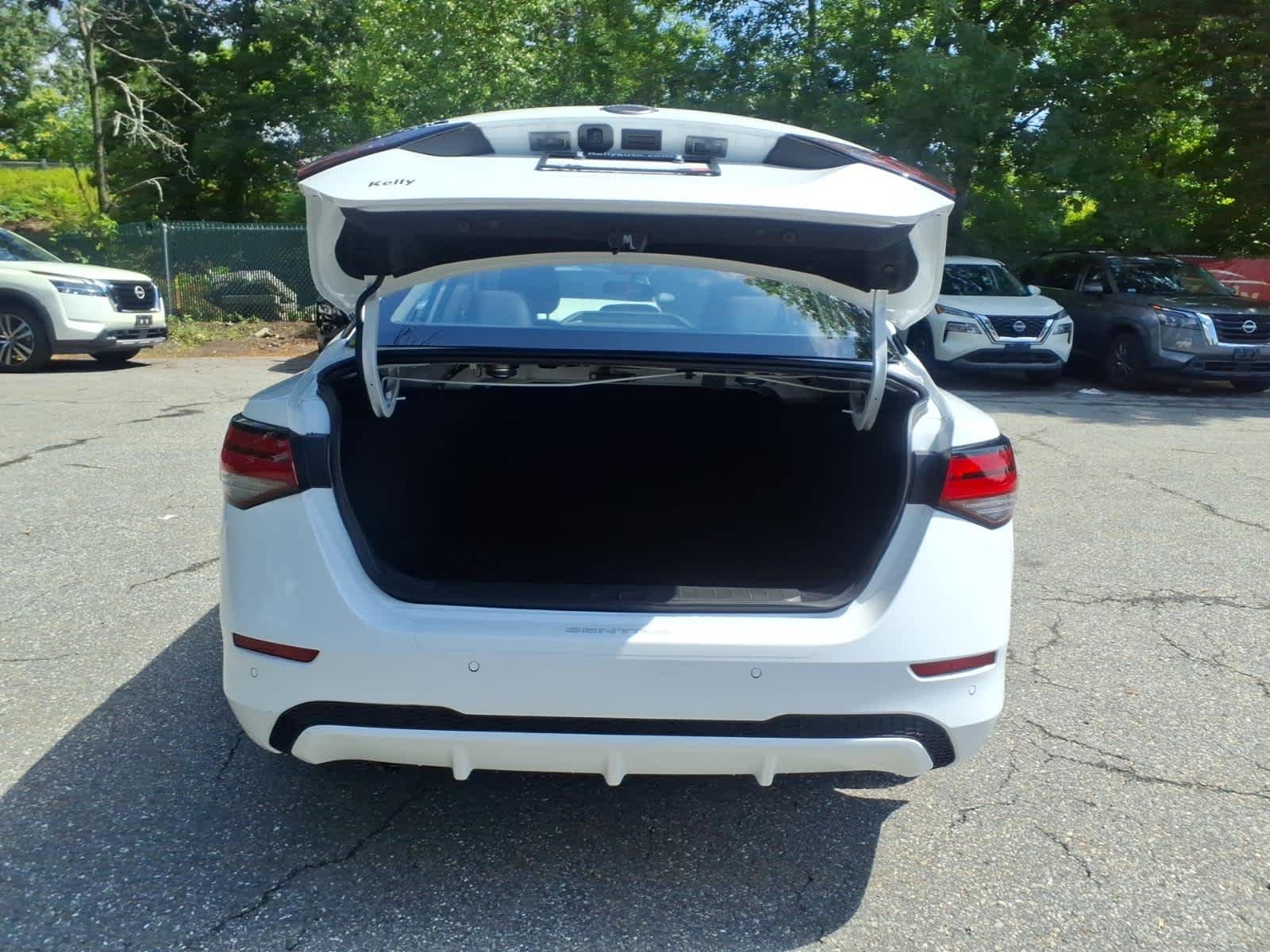 Certified Used 2024 Fresh Powder Nissan SV image 10