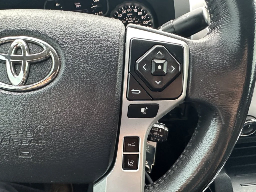 Used 2019 Gray Toyota Limited image 21