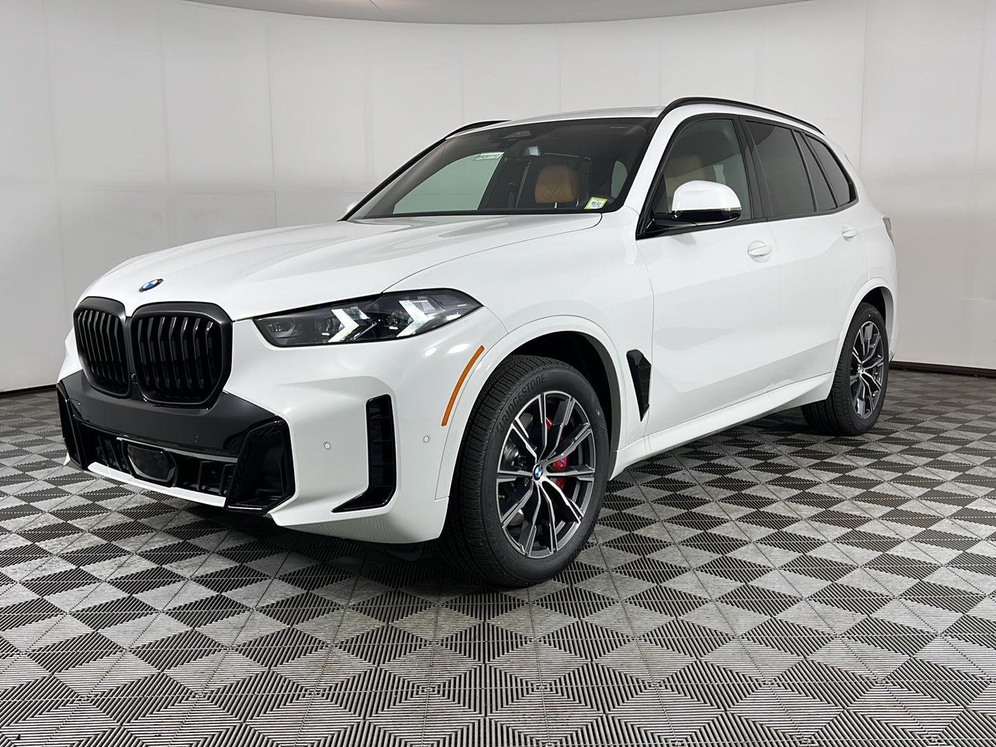 New 2026 Alpine White BMW xDrive40i image 17