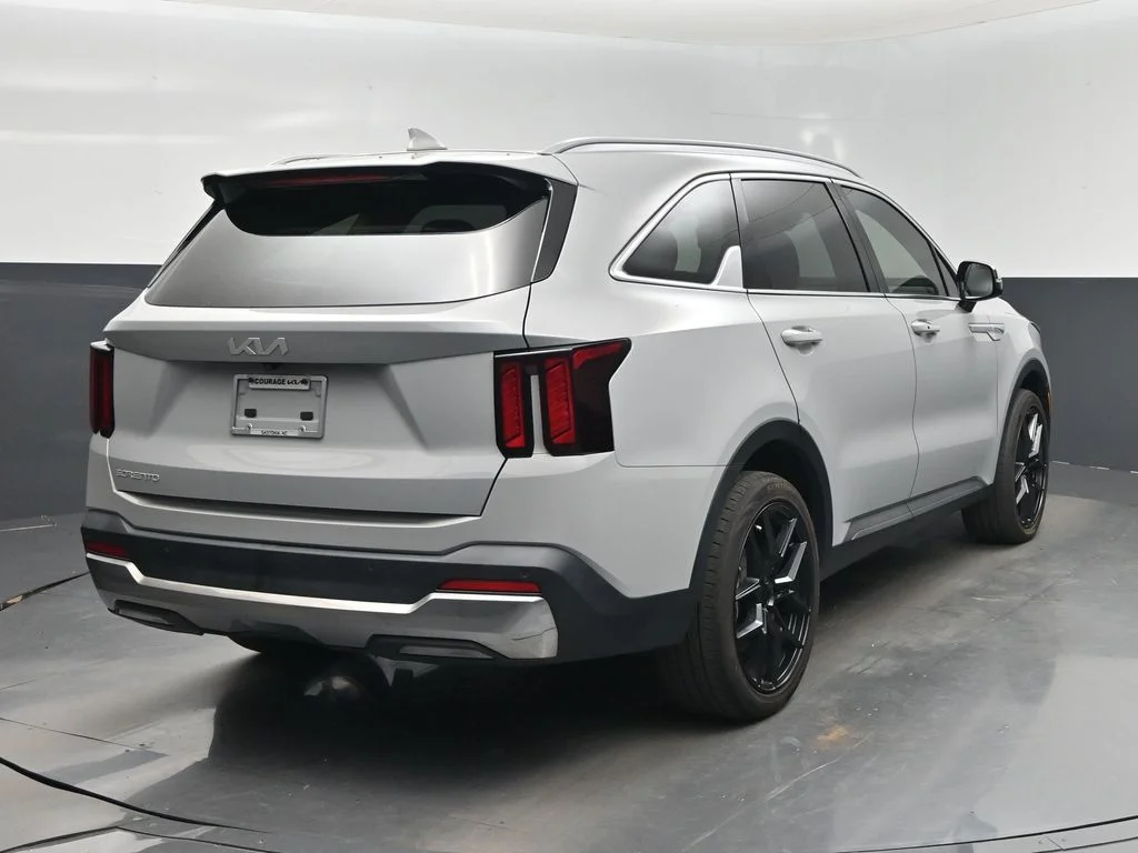 Certified Used 2024 Gray Kia EX image 28