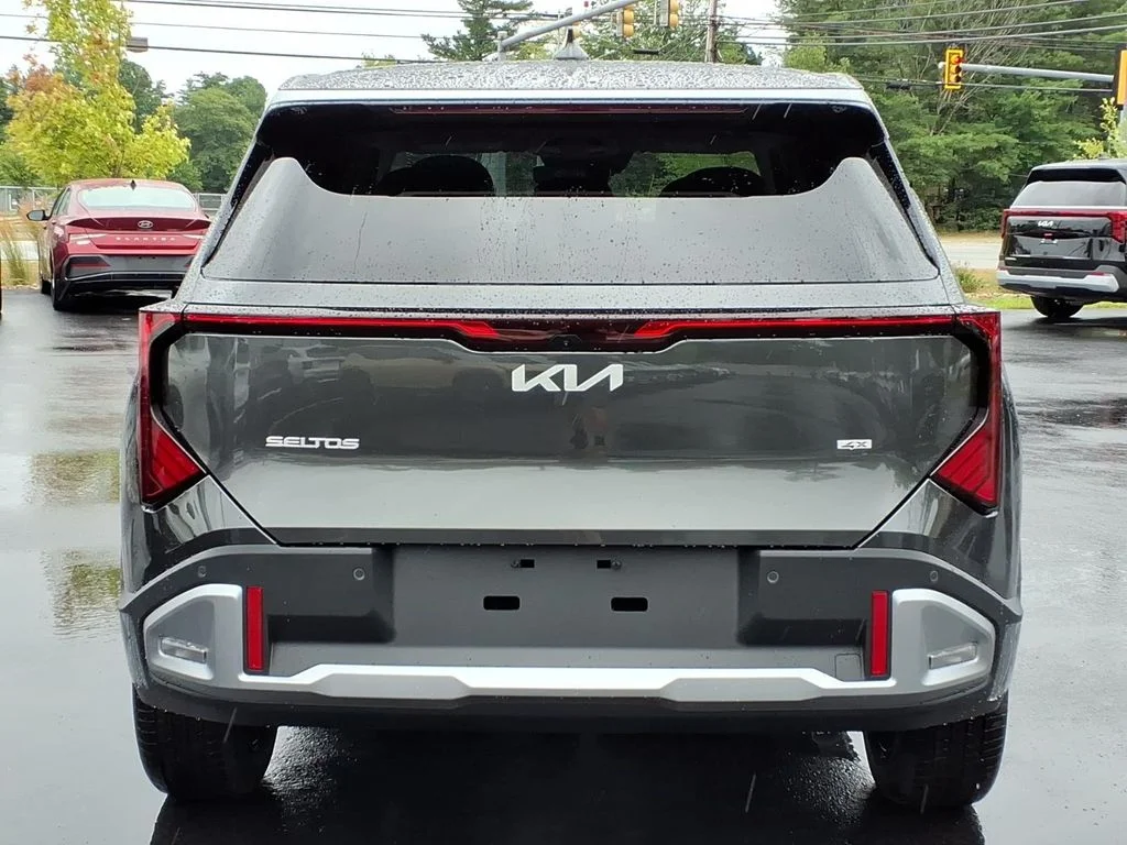 New 2027 Gray Kia S image 5