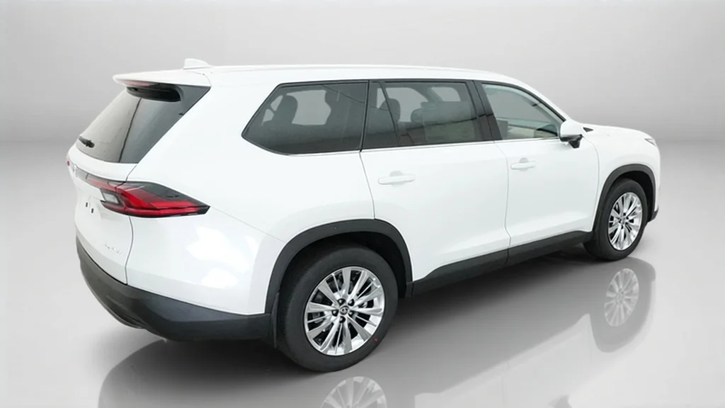 New 2026 Wind Chill Pearl Toyota Platinum image 9