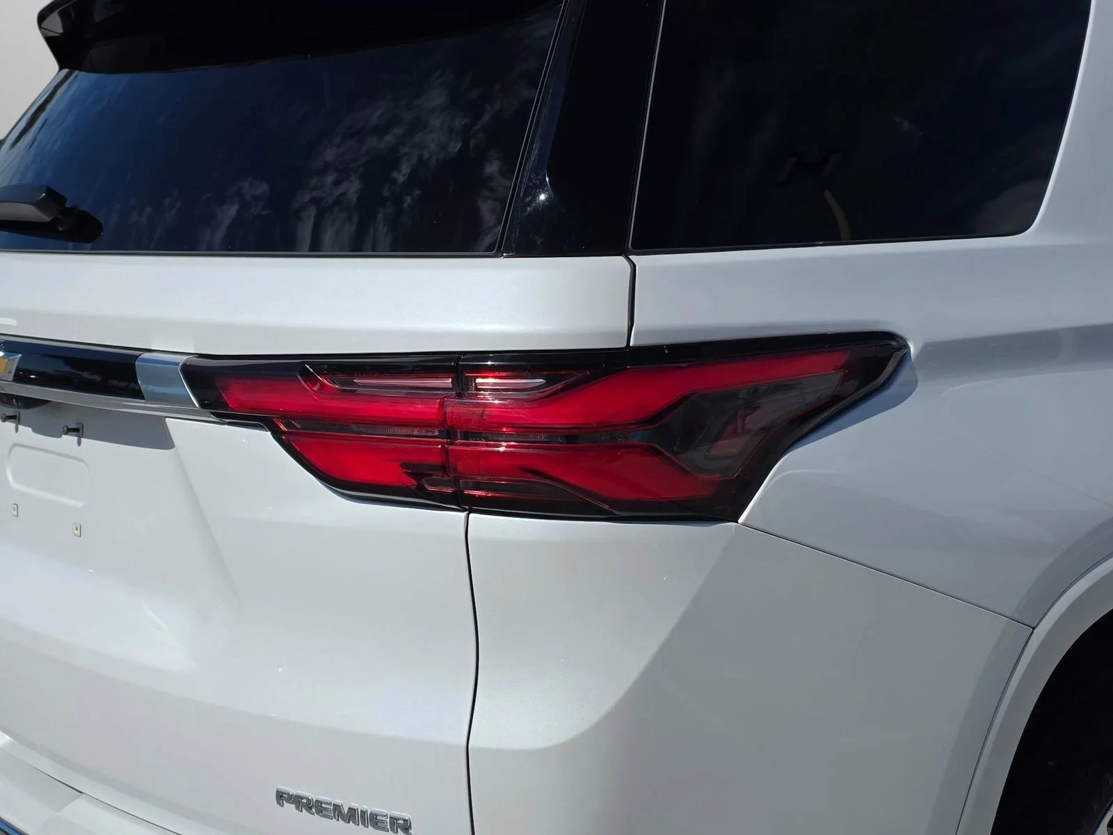 Used 2022 Beige Chevrolet Premier image 33