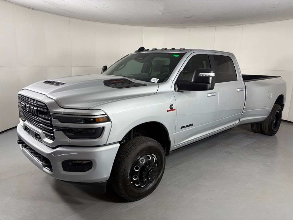 New 2026 Silver-Zynith Exterior Paint RAM Laramie image 4