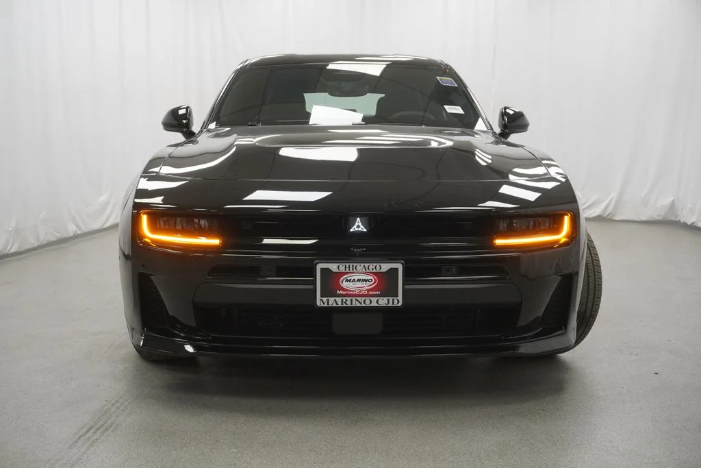 New 2026 Diamond Black Crystal Pearlcoat Dodge Scat Pack image 6