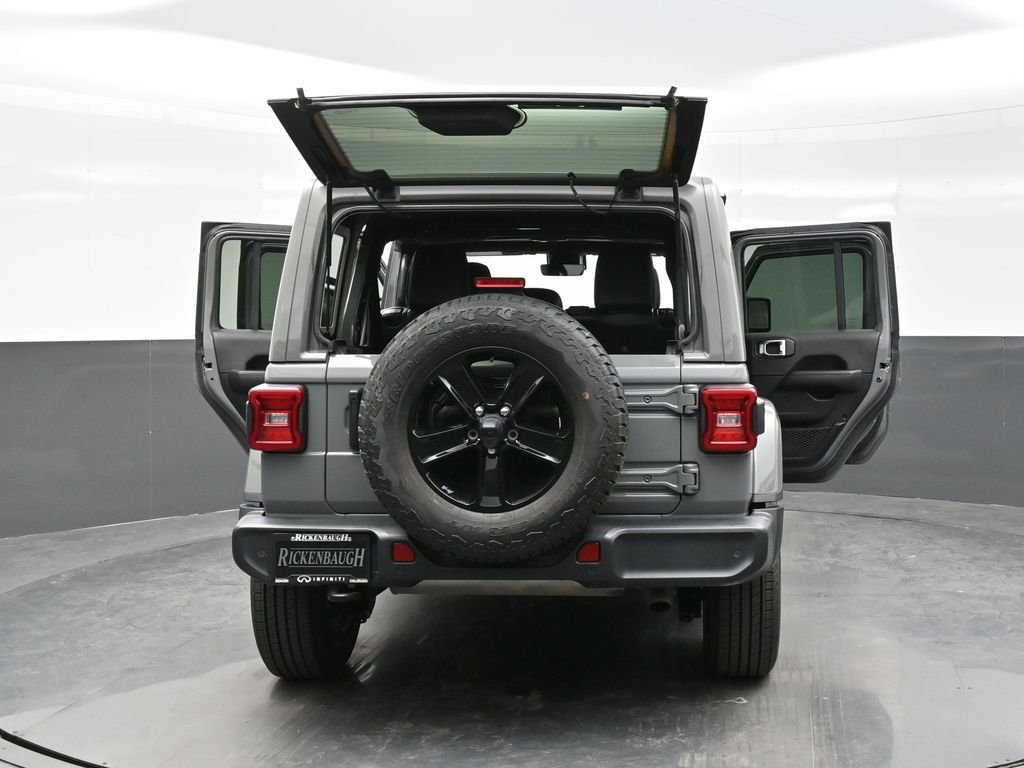 Used 2023 Gray Jeep Altitude image 46