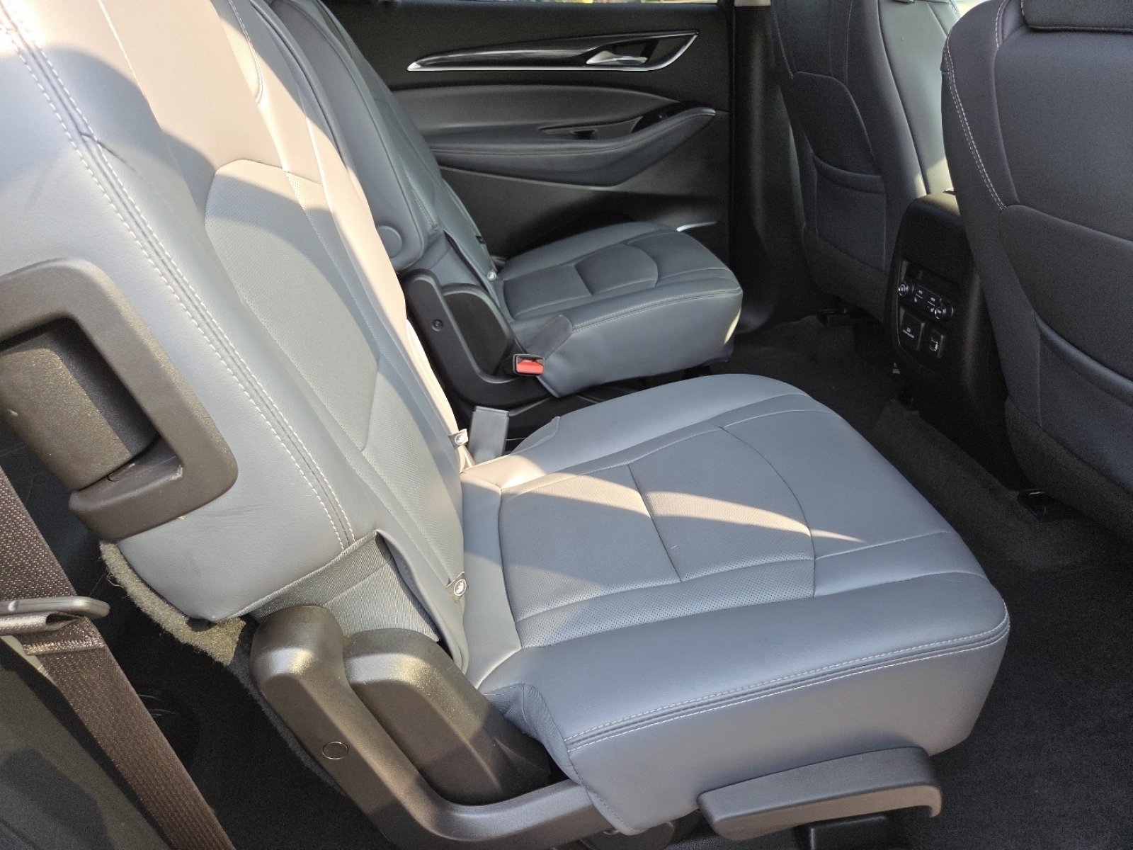 Used 2020 Quicksilver Metallic Buick Premium Group image 30