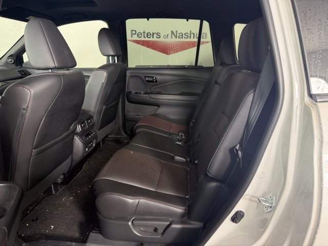 Certified Used 2024 Platinum White Pearl Honda Black Edition image 6