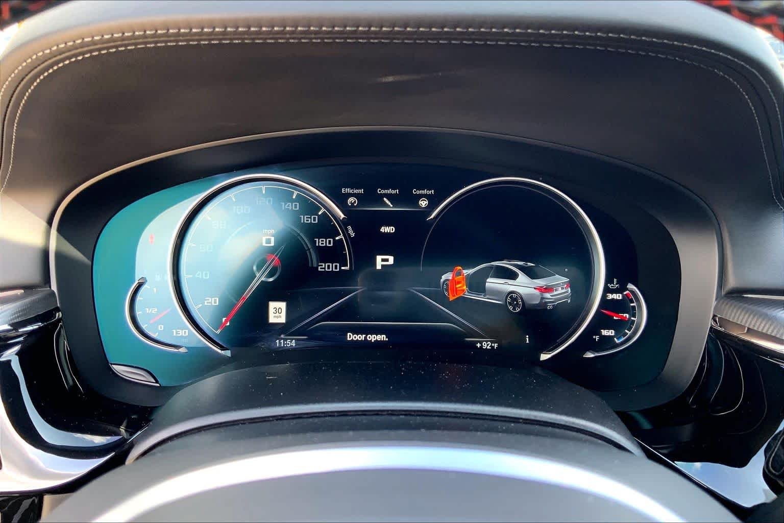 Used 2018 Alpine White BMW  image 26