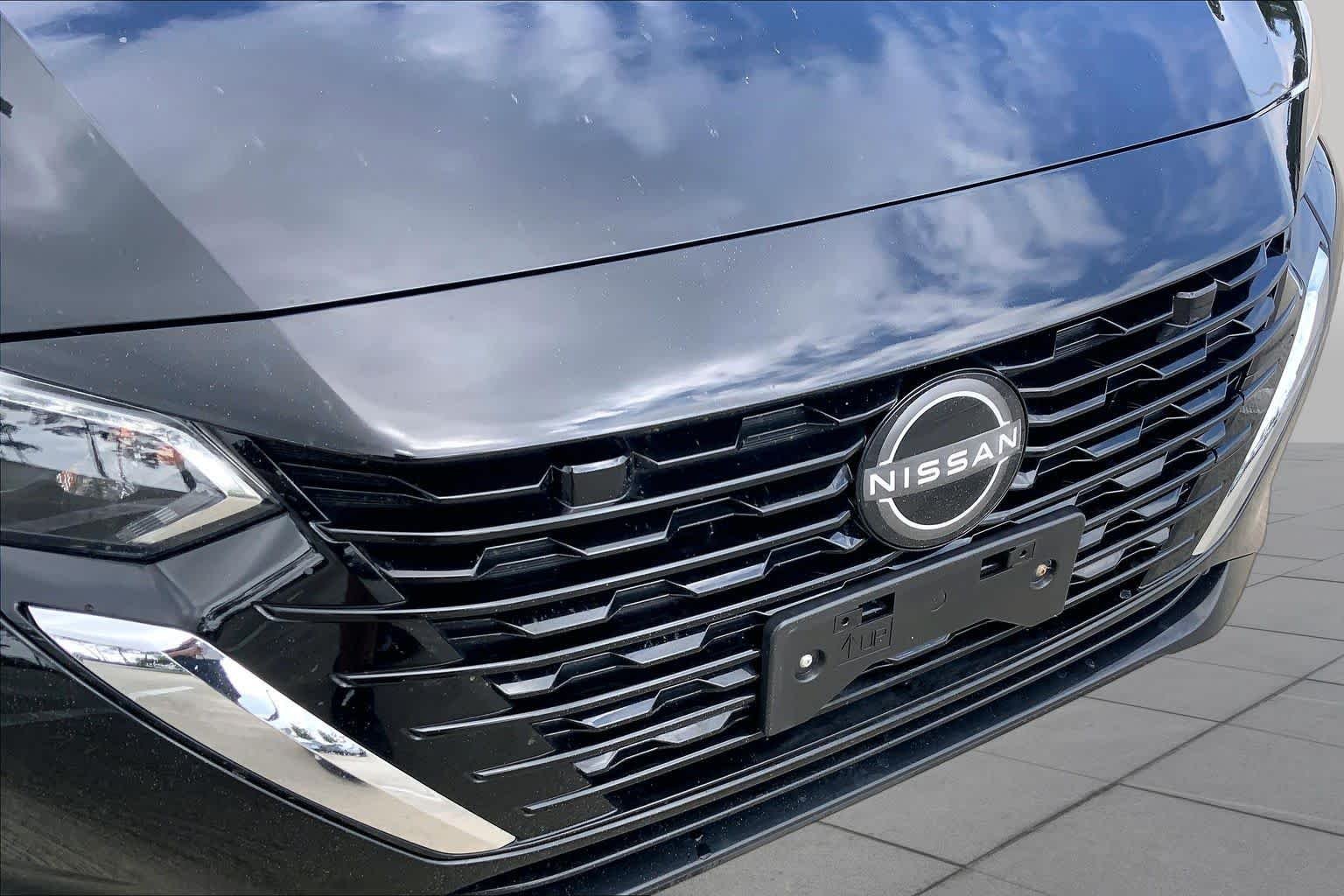 Used 2024 Super Black Nissan SV image 29