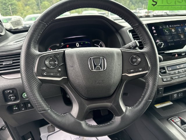Used 2023 Lunar Silver Metallic Honda EX-L image 20