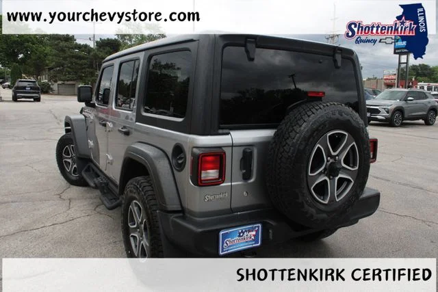 Used 2020 Silver Jeep Unlimited Sport S image 17