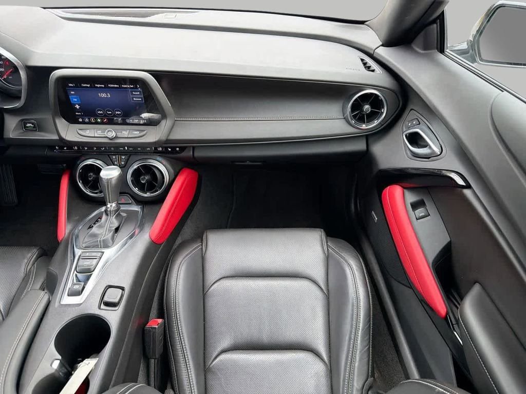 Used 2023 Gray Chevrolet 2LT image 13