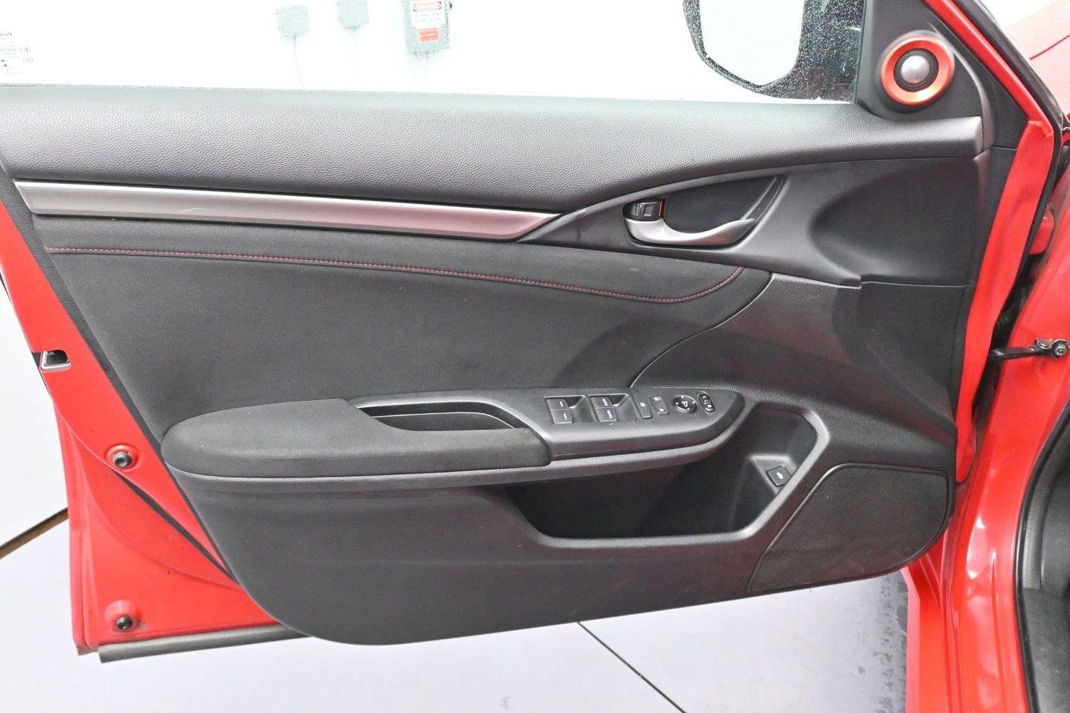 Used 2020 Rallye Red Honda SI image 10