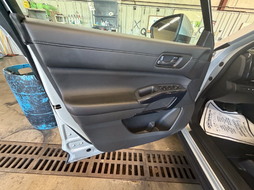 Used 2025 Silver Nissan SV image 10