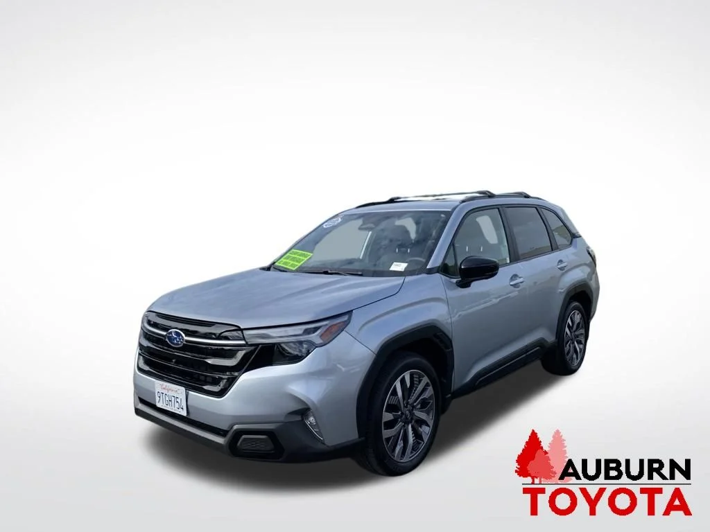 Used 2025 Ice Silver Metallic Subaru Touring image 3